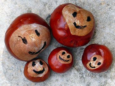 la gentille famille marron fête l'automne