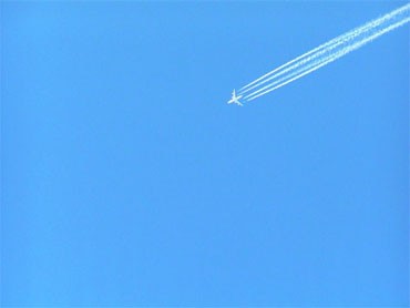 avion dans le ciel